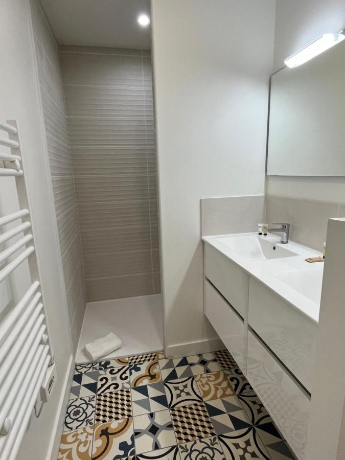 Bella, Joli Appt Renove Dans Le Bourg Appartement Ouistreham Buitenkant foto